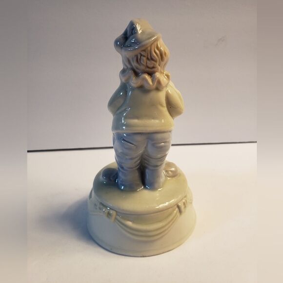 Porcelain Clown Holding Mask - Picture 4 of 9